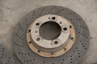 BRAKE DISC: A set of four genuine Porsche GT3 / Turbo (996 S2) ceramic brake discs, limited use - 3