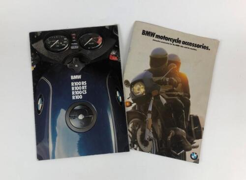 BMW: Two original 1982 Range Colour Sales Brochures