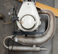 AIRCRAFT ENGINE: A Solo branded, made in Germany aircraft engine & propellor, no numbers evident, possibly two stroke & used for light aircraft such as gliders, propellor length 1.37m - 7