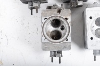 CYLINDER HEADS: Six Porsche 911 cylinder heads to suit 2.2-2.4L (1970-71) - 5