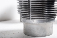 CYLINDER BARRELS: Six cylinder barrels & pistons to suit 2.0L (1967-1969) - 4