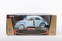 VOLKSWAGEN: A Bburago 1:18 scale 1955 Volkswagen Kafer-Beetle, in light blue paintwork, in original box