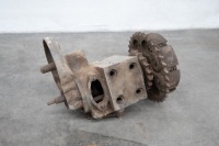 A circa 1930s Burman 4-bolt gearbox with complete clutch - 3
