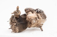 A BSA M20 engine, complete with magneto and carbie, turns over, engine no. BM20 429 - 5