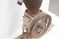 A veteran BSA motor, doesn't turn, suitable for parts - 2