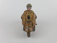 MILITARY: Military Motorcycle by Mettoy UK with flint gun, camouflaged, 19 cms, c1940s with later replacement head - 5