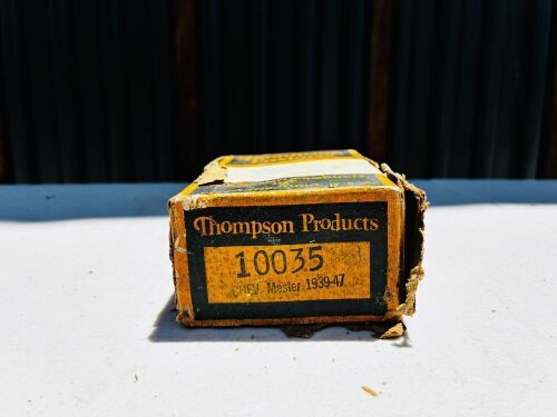 CHEVROLET: A Thompson Products lower outer knuckle support pin kit (10035), believed to be NOS, believed to suit Chevrolet Master 1939-1947.[Location: Sydney]