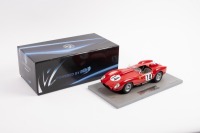 FERRARI 250 TR: A 1:18 scale Ferrari 250 TR Testa Rossa, the Scuderia Ferrari entered number #14 race as driven to victory in the 1958 Le Mans 24 hour, with the driver combination of Gendebien - Hill, limited edition 504/800 pieces
