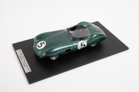 ASTON MARTIN DBR1: A 1:18 scale Aston Martin DBR1, the number #5 race car as driven to victory in the 1959 Le Mans 24 hour, with the driven combination of Salvadori - Shelby - 2