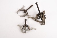 GEAR PULLERS: A group of four gear puller tools [Location: Melbourne]