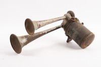 HORN: A circa 1930s or 1940s Sparton (USA) six volt twin trumpet Chime horn, longest trumpet 34cm long [Location: Melbourne]