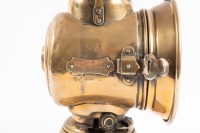 COACH LAMP: An early Powell & Hanmer (Birmingham) coach / carriage brass lamp, 30cm high [Location: Melbourne] - 3