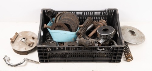 TRIUMPH: A group of assorted Triumph unit 650 parts