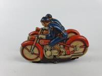 POLICE: Polizei-Dopplestreife twin patrol bikes by Niedermeier 1952-57, clockwork. - 3