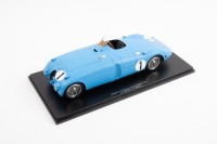 BUGATTI 57 C: A 1:18 scale Bugatti 57 C, the #1 race car as raced to victory at the 1939 Le Mans 24 hour, driven by the driver combination of Wimille - Veyron - 2