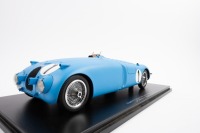 BUGATTI 57 C: A 1:18 scale Bugatti 57 C, the #1 race car as raced to victory at the 1939 Le Mans 24 hour, driven by the driver combination of Wimille - Veyron - 6