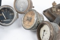 GAUGES: A group of five small gauges [Location: Melbourne] - 2