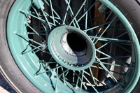 BENTLEY: A fine set of six 19-inch wire-wheels to suit vintage Bentley, Sunbeam, Vauxhall and other marques, in refurbished condition and all fitted with unused or lightly used Goodrich 6.00 x 19 tyres [Location: Sydney] - 49