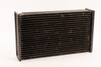 BT6: A radiator believed to be suited to a Brabham BT6, 42cm wide, 24.5cm high, 9.5cm deep