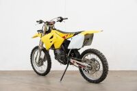 2001 Suzuki RM 125 Motocross [Location: Melbourne] - 10