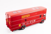 FERRARI / FIAT: An impressive highly detailed Classic Model Replicars (CMR) 1:18 scale 1967 Fiat 150 Rolfo Ferrari Racing team transporter model, new in orignal box - 6
