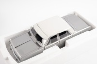 HOLDEN HR: An Autoart 1:18 scale Holden HR Premier sedan model, limited edition 0827/1900 pieces, model number 72446 - 3
