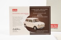 MORRIS: A Sun Star 1:12 scale 1959 Morris Mini Minor saloon model, limited edition 1712/2000 pieces, model number 5301 - 2