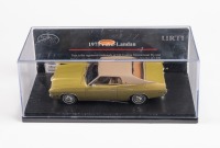 FORD LANDAU: A 1:43 scale Trax 1975 Ford Landau model, finished in gold paintwork, model number TRR137