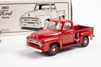 FIRE ENGINE: A Matchbox Collectibles 1953 Ford pickup truck, part of the international fire engine collection, model number YFE14 - 2