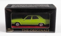 LEYLAND P76 SUPER : A 1:43 scale Trax Leyland P76 super model, finished in green paintwork, model number TR42B