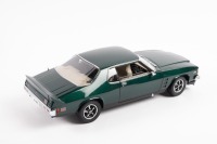 HJ MONARO: A Classic Carlectables 1:18 scale Holden HJ Monaro GTS model, finished in jade green metallic paintwork, limited edition 1248/2500 pieces - 4