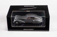 BENTLEY: A Minichamps 1:43 scale 1939 Bentley Embiricos in silver, limited edition of 2208 units in original box
