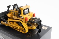 HUI NA BULLDOZER: A 1:50th scale Hui Na bulldozer model, this is a heavy version die cast engineering vehicle model - 3