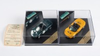 LOTUS ELISE: A pair of 1:43 scale Vitesse Lotus Elise models