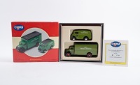 BEDFORD MORRIS: A pair of Corgi models, a Bedford "O" series van, also a Morris "J" type van, both models carrying the British Road Services livery, limited edition 2540/5000 pieces, model number 97200