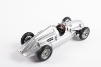 AUTO-UNION: A highly detailed CMC 1:18 scale 1938-1939 Auto-Union Type D (M-027) in silver paintwork in original box - 4