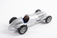 MERCEDES-BENZ: A highly detailed CMC 1:18 scale 1937 Mercedes-Benz W125 (M-031) in silver paintwork in original box - 3