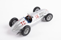 MERCEDES-BENZ: A highly detailed CMC 1:18 scale Mercedes-Benz W165 1939 #16 (M-035) Hermann Lang Winner Tripoli Grand Prix, with information booklet in original box - 4