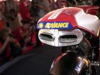 DUCATI: A Desmosedici bike cover signed by Ducati race team - 7