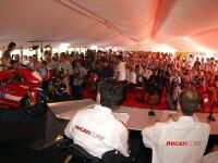 DUCATI: A Desmosedici bike cover signed by Ducati race team - 8