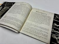 OLDSMOBILE: A pair of Sales Brochures featuring six and eight-cylinder models [Location: Sydney] - 6