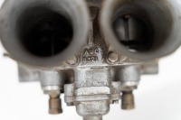 DU6: A pair of rare sandcast twin chock SU 'DU6' carburettors with fitted manifold believed to fit 2-litre FPF engine - 13