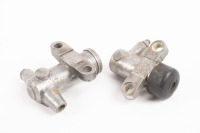 SLAVE CYLINDERS: Two Girling slave cylinders believed to suit Hewland