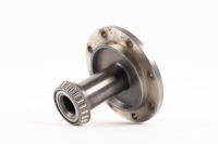 HUB: A hub, appears new in condition, 16cm long - 3