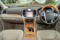 2014 Chrysler 300C - [Location: Melbourne] - 54