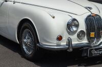 1968 Jaguar Mk II 340 saloon [Location: Melbourne] - 10