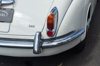 1968 Jaguar Mk II 340 saloon [Location: Melbourne] - 25