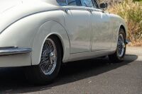 1968 Jaguar Mk II 340 saloon [Location: Melbourne] - 29