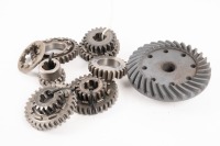 FT200: A collection of Hewland FT200 gears in used condition