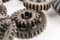 FT200: A collection of Hewland FT200 gears in used condition - 2
